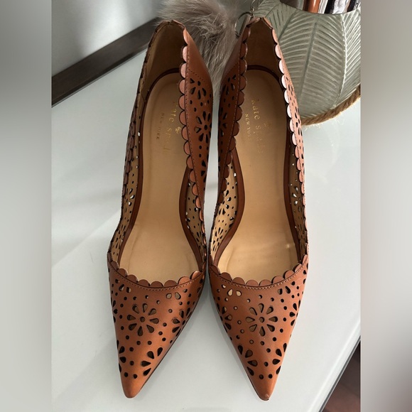 Kate Spade Tan Floral Cutout Heels - Picture 3 of 6